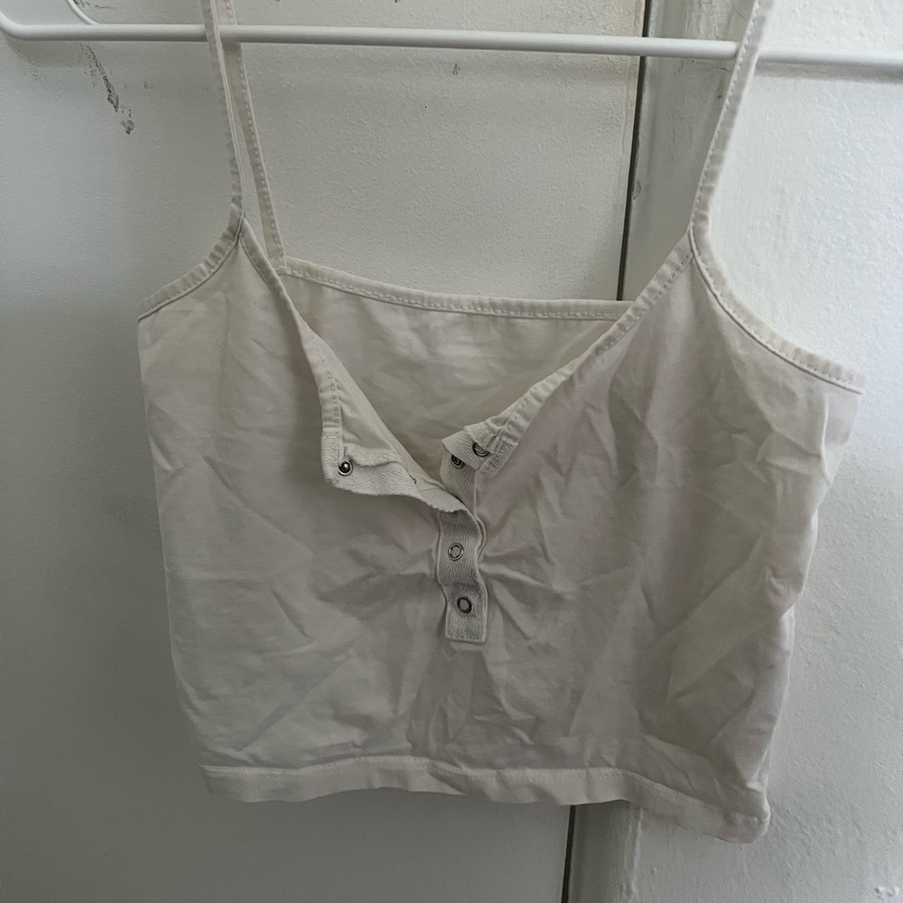 White crop top